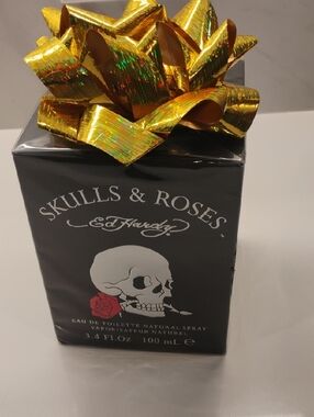 Ed Hardy Skulls & Roses Black Bottle with Red Rose Accent Factory Sealed 🆕🔥🌹